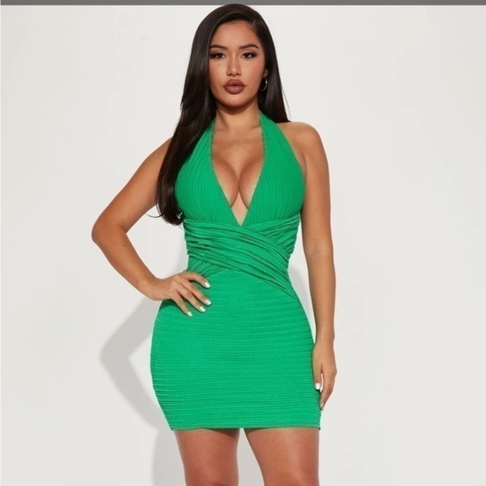 FASHION NOVA Jessie Textured Mini Open Back Plunging Cutout Halter Dress
